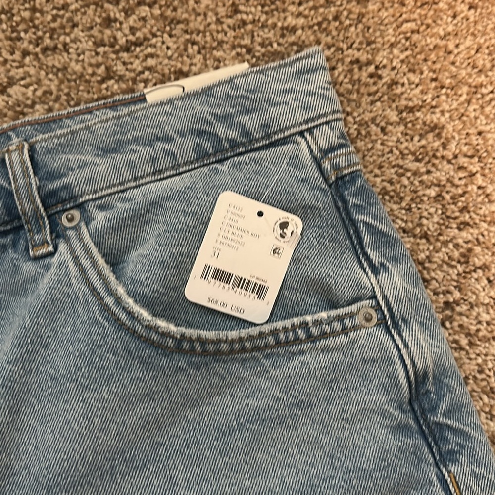 Free People Light Wash Denim Knee-Length Jean Shorts - Picture 7 of 11